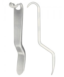 Retractor